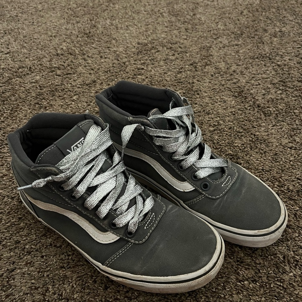 Women’s Gray Vans Sneakers Size 8